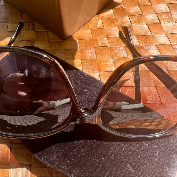 GUCCI Tortoise Shell Square Sunglasses / GG0765S - Picture 6 of 15